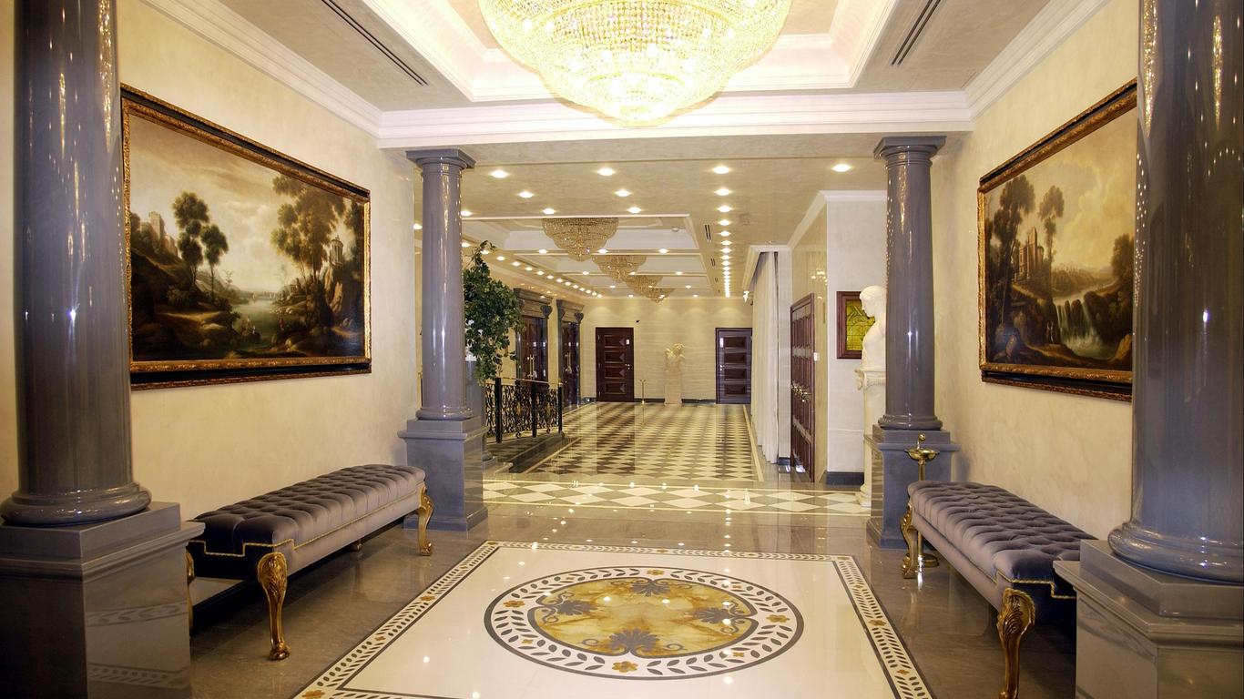 Royal Hotel Carlton